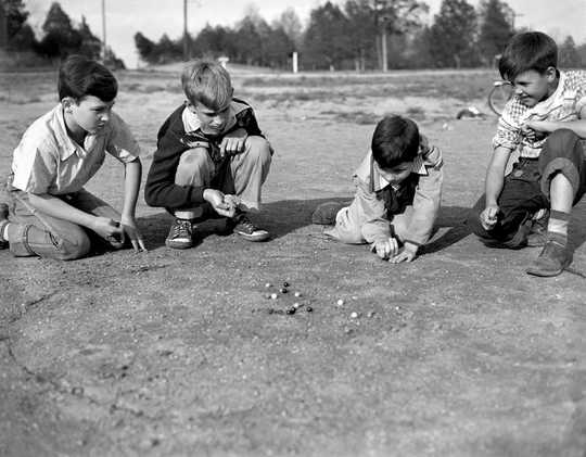 eighborhood-based Friendships Making A Comeback For Kids In The Age Of Coronavirus