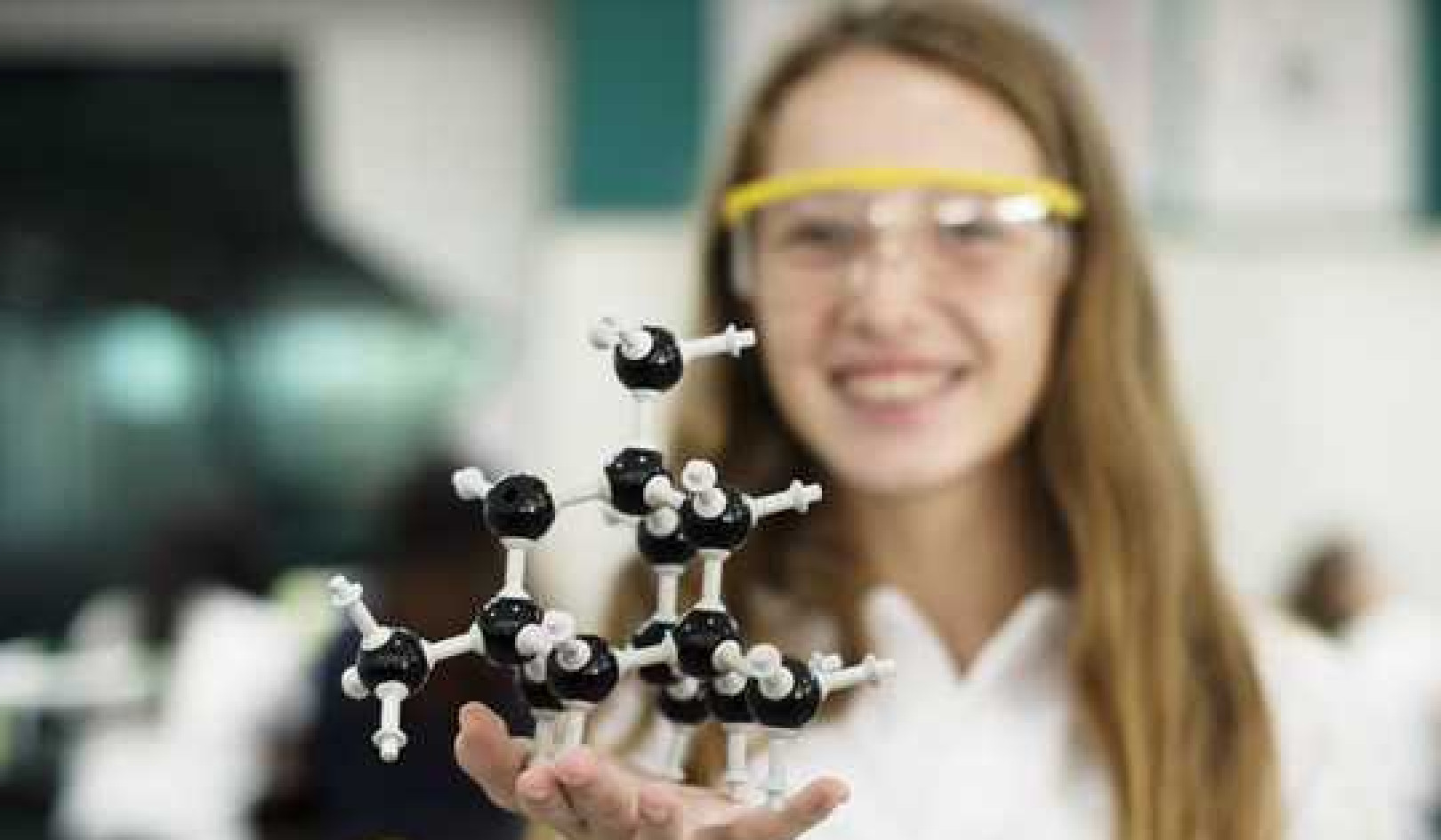 Keep Your Job Options Open and Don't Ditch Science When Choosing Next Year's School Subjects