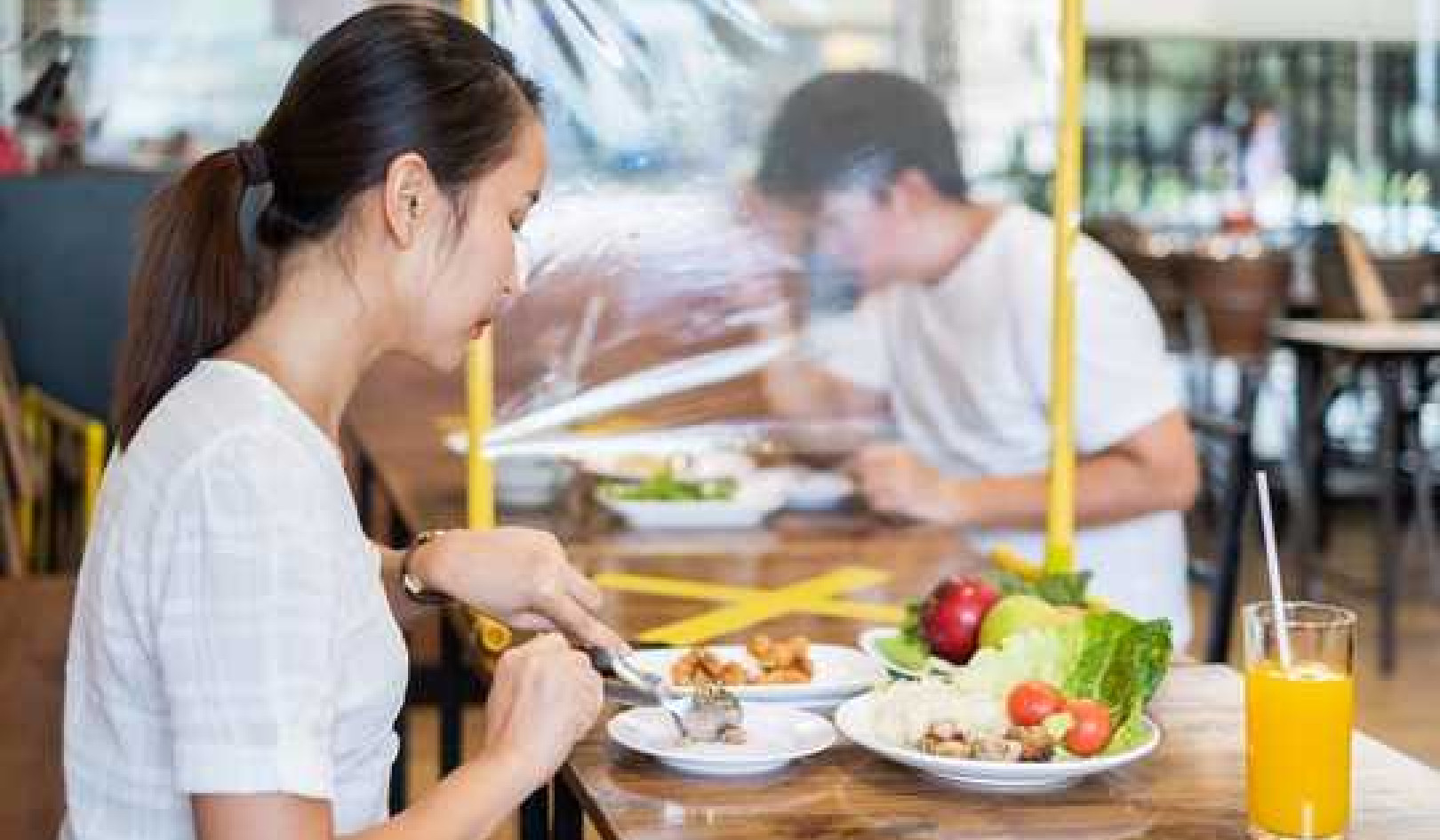 How To Stay Safe In Restaurants and Cafés