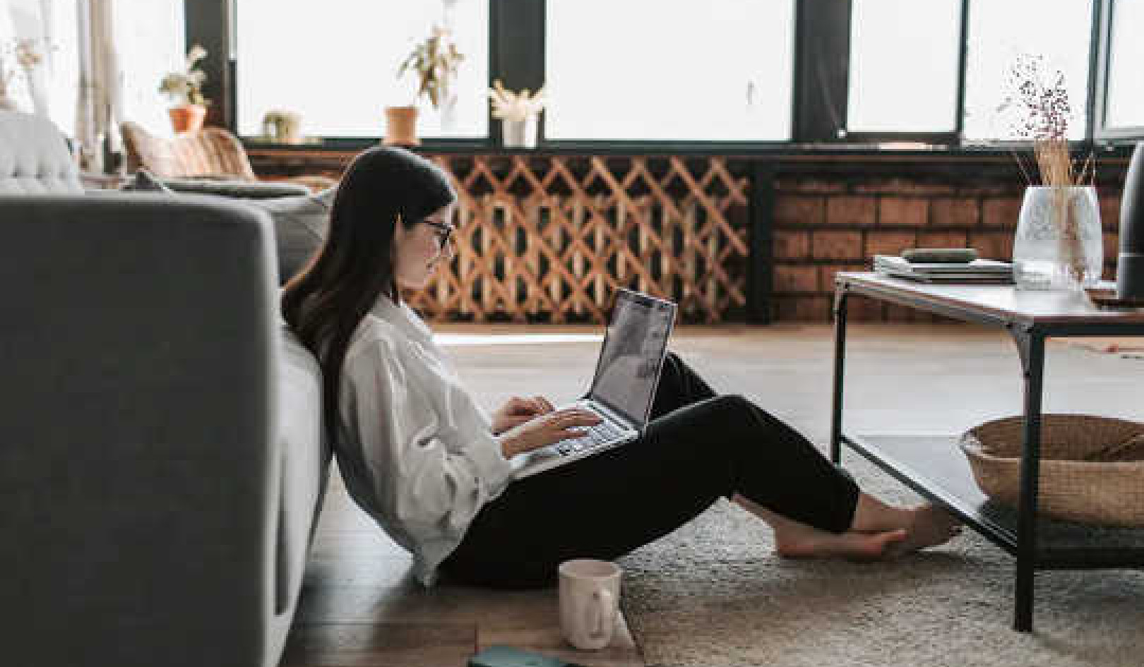 Is It Better To Sit On The Floor Or Sit On A Chair?