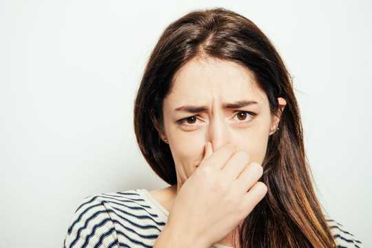 Phantosmia: When You Smell Smells That Aren't There