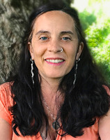 photo of Lisa Fazio